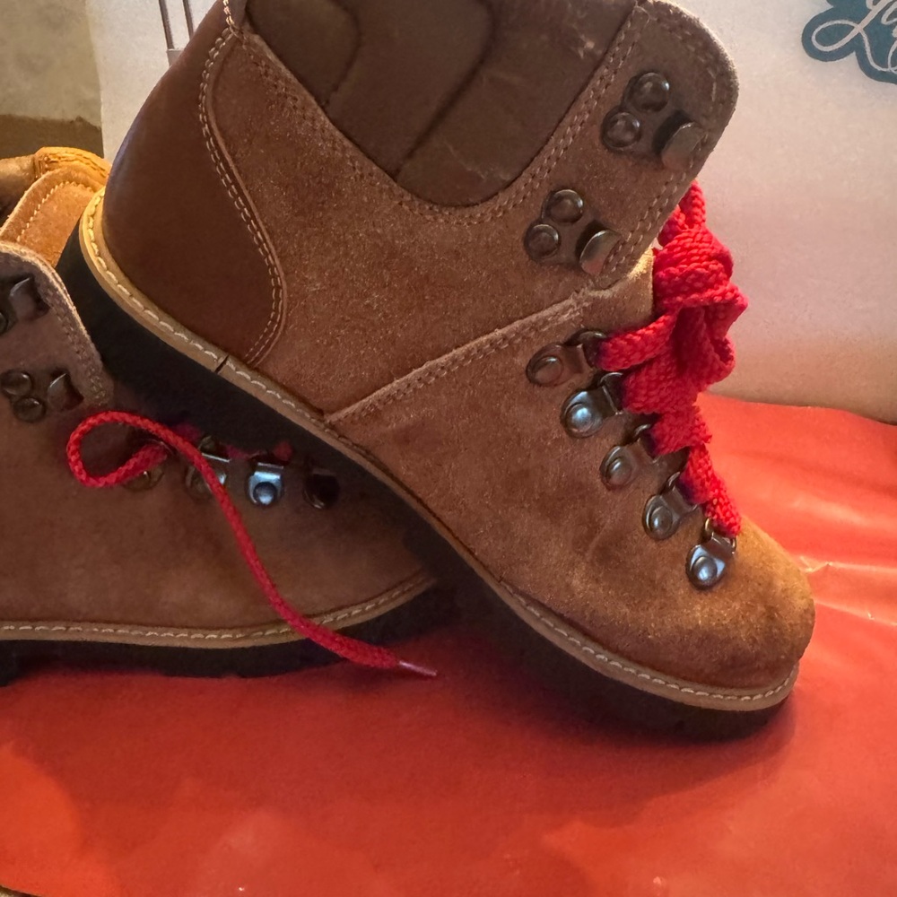 Men's Brown Leather Hiking Boots